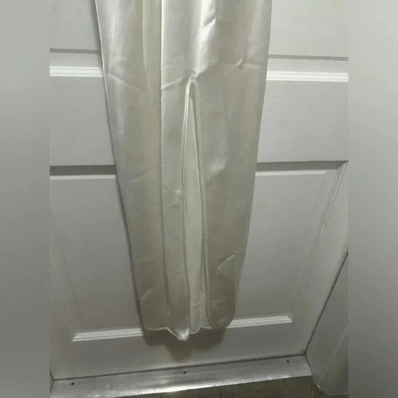 Vintage Victoria’s Secret White lace and satin slip dress wedding bridal size L - Picture 6 of 6